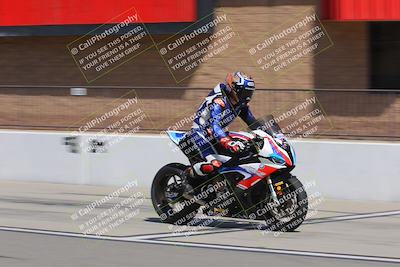 media/Aug-27-2022-Fastrack Riders (Sat) [[c588535105]]/Level 2/Session 1 Start Finish/